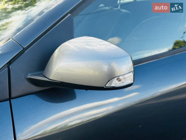 Серый Рено Меган, объемом двигателя 1.5 л и пробегом 280 тыс. км за 8999 $, фото 19 на Automoto.ua