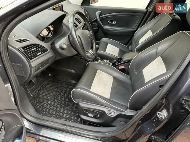 Сірий Рено Меган, об'ємом двигуна 1.5 л та пробігом 258 тис. км за 8500 $, фото 25 на Automoto.ua