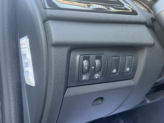 Серый Рено Меган, объемом двигателя 0 л и пробегом 265 тыс. км за 9000 $, фото 2 на Automoto.ua