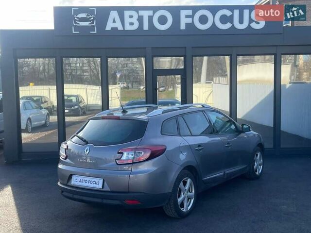 Серый Рено Меган, объемом двигателя 1.46 л и пробегом 225 тыс. км за 8990 $, фото 4 на Automoto.ua