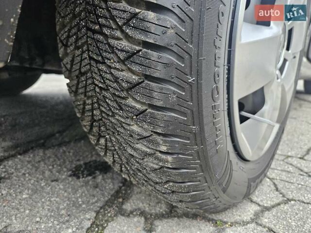 Серый Рено Меган, объемом двигателя 1.6 л и пробегом 173 тыс. км за 7450 $, фото 29 на Automoto.ua