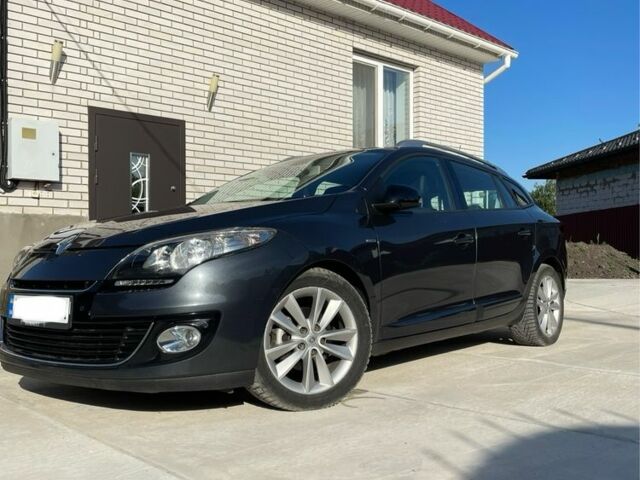 Серый Рено Меган, объемом двигателя 1.5 л и пробегом 213 тыс. км за 9400 $, фото 1 на Automoto.ua