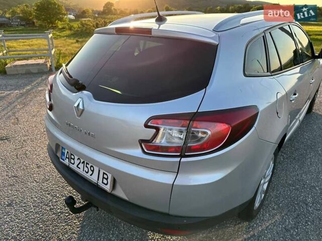 Рено Меган 2013 в Виннице на Automoto.ua Серый Рено Меган, объемом двигателя 1.46 л и пробегом 270 тыс. км за 7800 $, фото 12 на Automoto.ua