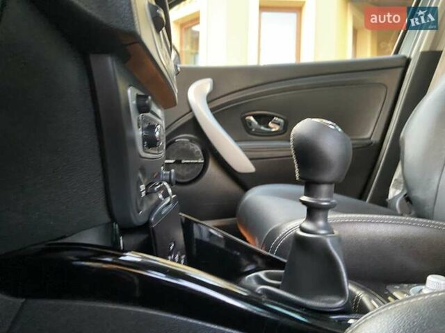 Серый Рено Меган, объемом двигателя 1.5 л и пробегом 194 тыс. км за 8850 $, фото 112 на Automoto.ua