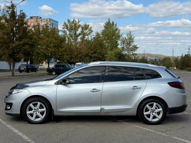 Сірий Рено Меган, об'ємом двигуна 1.6 л та пробігом 233 тис. км за 8300 $, фото 4 на Automoto.ua
