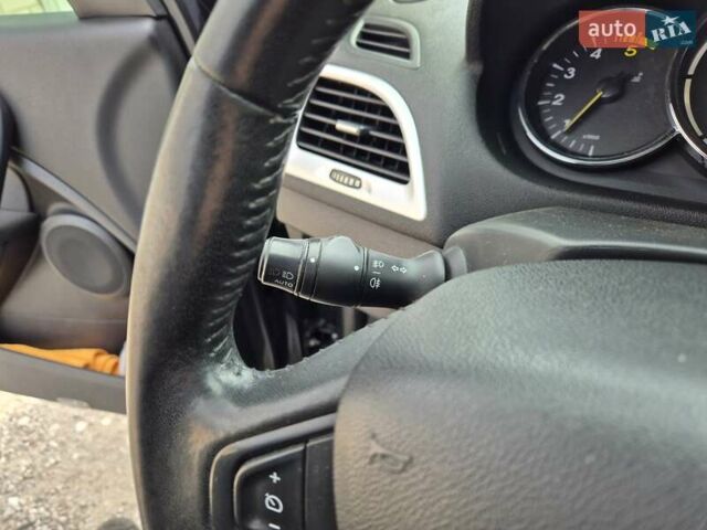 Серый Рено Меган, объемом двигателя 1.5 л и пробегом 302 тыс. км за 7150 $, фото 16 на Automoto.ua