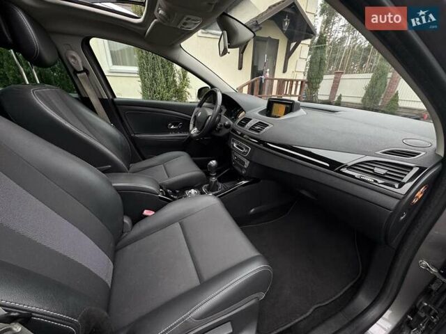 Серый Рено Меган, объемом двигателя 1.46 л и пробегом 233 тыс. км за 9800 $, фото 43 на Automoto.ua