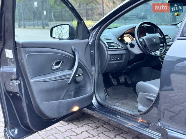 Серый Рено Меган, объемом двигателя 1.5 л и пробегом 264 тыс. км за 7600 $, фото 11 на Automoto.ua