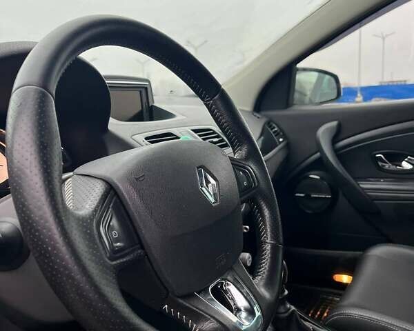 Сірий Рено Меган, об'ємом двигуна 1.46 л та пробігом 260 тис. км за 8700 $, фото 18 на Automoto.ua