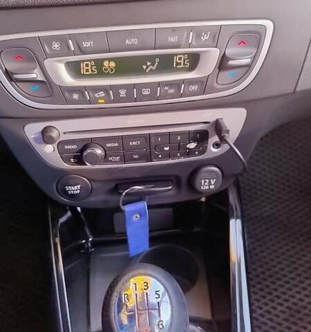 Сірий Рено Меган, об'ємом двигуна 1.5 л та пробігом 303 тис. км за 8500 $, фото 8 на Automoto.ua