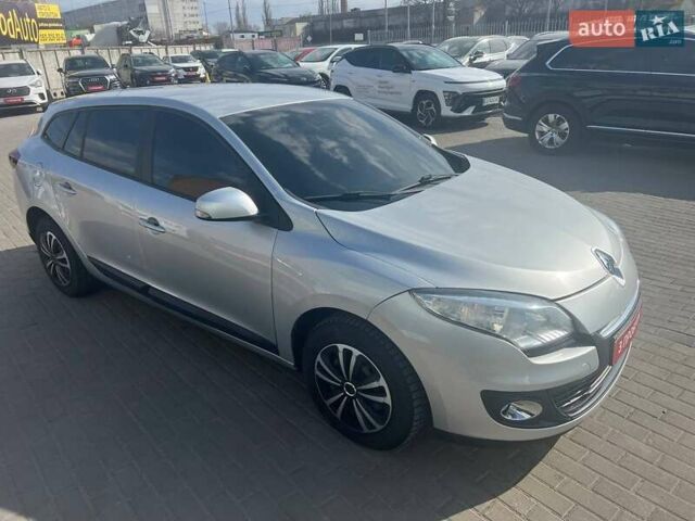 Серый Рено Меган, объемом двигателя 2 л и пробегом 243 тыс. км за 7200 $, фото 8 на Automoto.ua