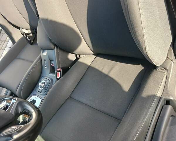 Серый Рено Меган, объемом двигателя 1.46 л и пробегом 205 тыс. км за 8000 $, фото 7 на Automoto.ua