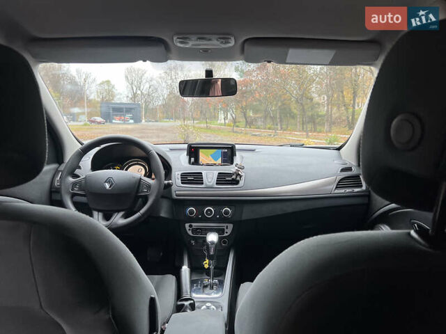 Рено Меган 2013 в Самборе на Automoto.ua Серый Рено Меган, объемом двигателя 1.46 л и пробегом 273 тыс. км за 7450 $, фото 19 на Automoto.ua