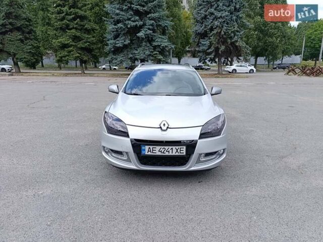Серый Рено Меган, объемом двигателя 1.5 л и пробегом 200 тыс. км за 9200 $, фото 9 на Automoto.ua