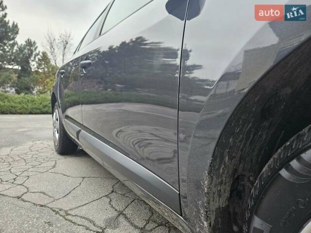 Серый Рено Меган, объемом двигателя 1.6 л и пробегом 173 тыс. км за 7450 $, фото 22 на Automoto.ua