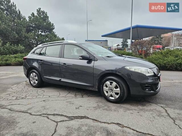 Серый Рено Меган, объемом двигателя 1.6 л и пробегом 173 тыс. км за 7450 $, фото 17 на Automoto.ua