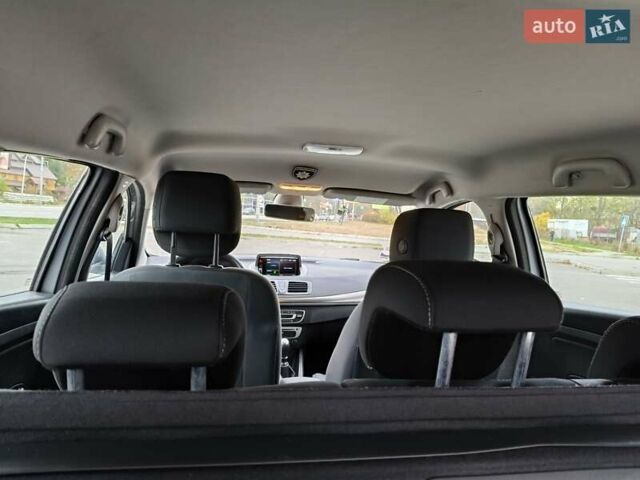 Сірий Рено Меган, об'ємом двигуна 1.5 л та пробігом 235 тис. км за 8899 $, фото 19 на Automoto.ua