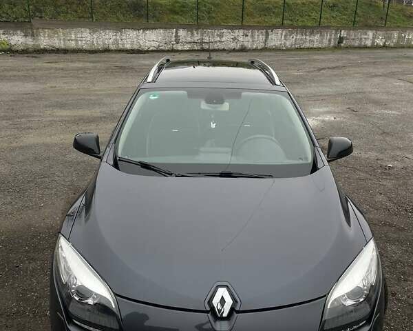 Серый Рено Меган, объемом двигателя 1.5 л и пробегом 213 тыс. км за 9200 $, фото 12 на Automoto.ua