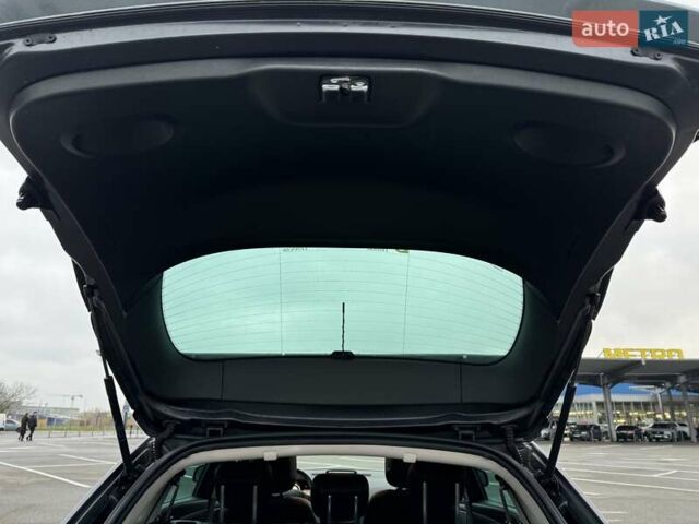 Серый Рено Меган, объемом двигателя 1.5 л и пробегом 210 тыс. км за 9850 $, фото 21 на Automoto.ua