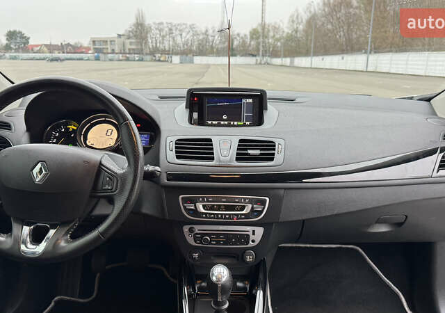 Серый Рено Меган, объемом двигателя 1.5 л и пробегом 184 тыс. км за 9699 $, фото 24 на Automoto.ua