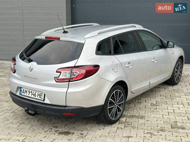 Серый Рено Меган, объемом двигателя 1.6 л и пробегом 197 тыс. км за 7699 $, фото 10 на Automoto.ua