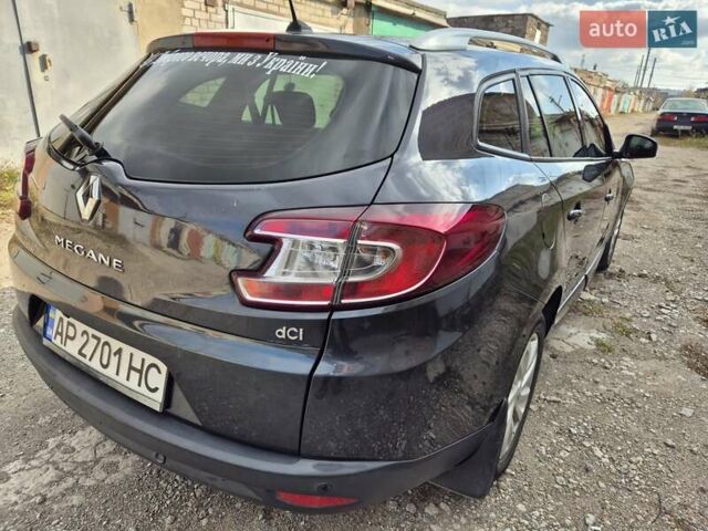 Серый Рено Меган, объемом двигателя 1.5 л и пробегом 302 тыс. км за 7150 $, фото 10 на Automoto.ua