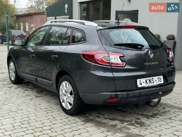 Серый Рено Меган, объемом двигателя 1.46 л и пробегом 285 тыс. км за 7400 $, фото 6 на Automoto.ua