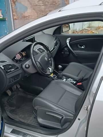 Рено Меган 2013 у Миколаєві на Automoto.ua Сірий Рено Меган, об'ємом двигуна 1.46 л та пробігом 212 тис. км за 8000 $, фото 3 на Automoto.ua