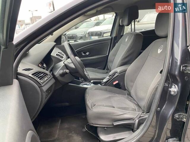 Серый Рено Меган, объемом двигателя 1.46 л и пробегом 281 тыс. км за 7800 $, фото 15 на Automoto.ua