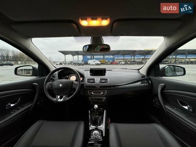 Серый Рено Меган, объемом двигателя 1.5 л и пробегом 210 тыс. км за 9850 $, фото 28 на Automoto.ua