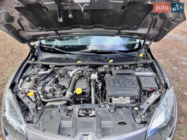 Сірий Рено Меган, об'ємом двигуна 1.46 л та пробігом 254 тис. км за 8900 $, фото 21 на Automoto.ua