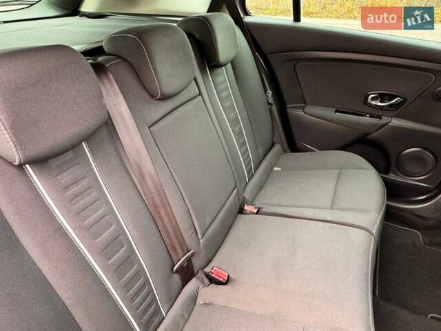 Сірий Рено Меган, об'ємом двигуна 1.46 л та пробігом 279 тис. км за 7450 $, фото 9 на Automoto.ua