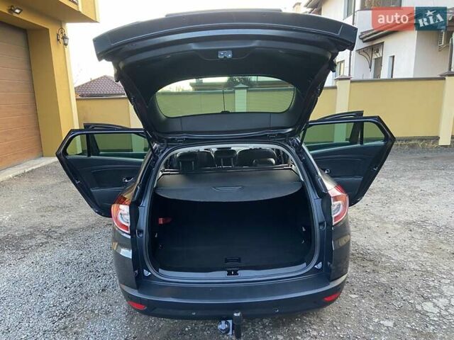 Серый Рено Меган, объемом двигателя 1.5 л и пробегом 194 тыс. км за 8850 $, фото 87 на Automoto.ua