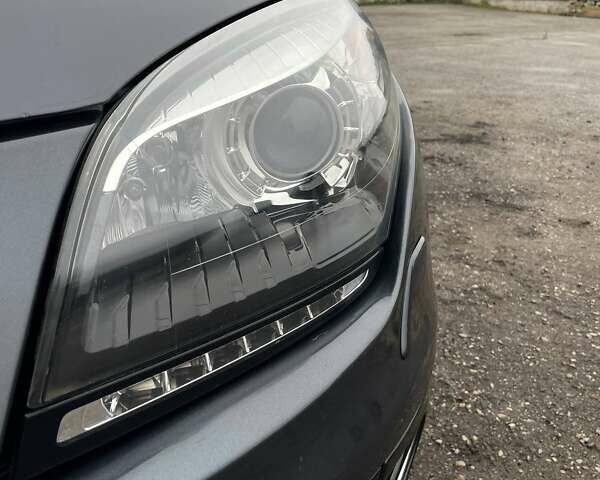 Серый Рено Меган, объемом двигателя 1.5 л и пробегом 213 тыс. км за 9200 $, фото 17 на Automoto.ua