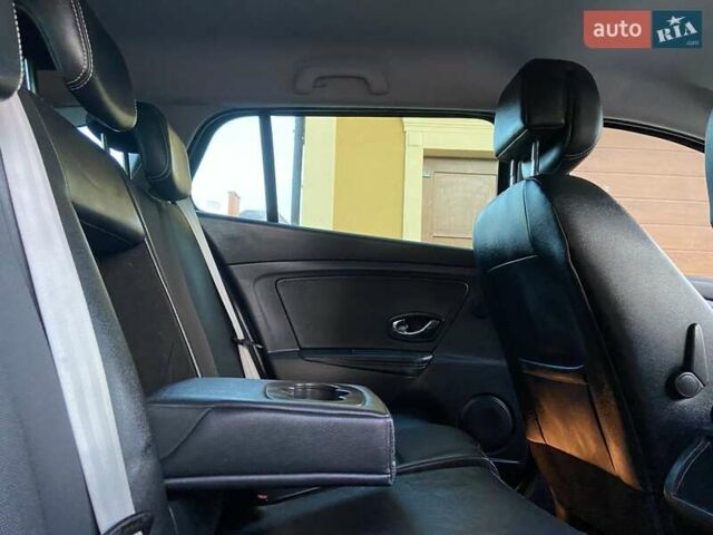 Серый Рено Меган, объемом двигателя 1.5 л и пробегом 194 тыс. км за 8850 $, фото 155 на Automoto.ua