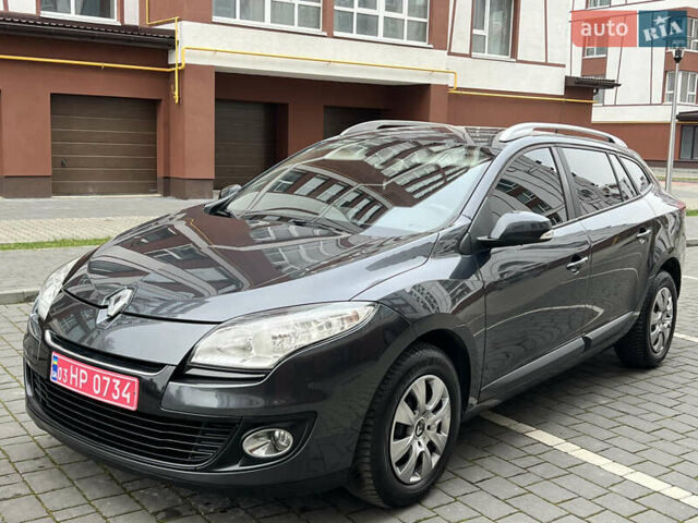 Серый Рено Меган, объемом двигателя 1.5 л и пробегом 203 тыс. км за 7700 $, фото 2 на Automoto.ua