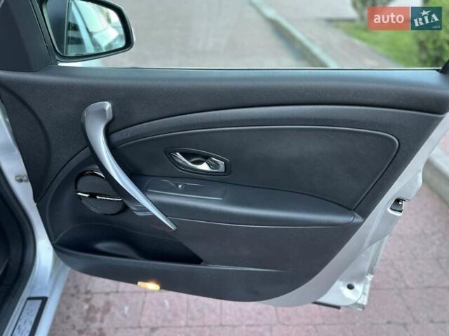 Серый Рено Меган, объемом двигателя 1.5 л и пробегом 258 тыс. км за 8999 $, фото 59 на Automoto.ua