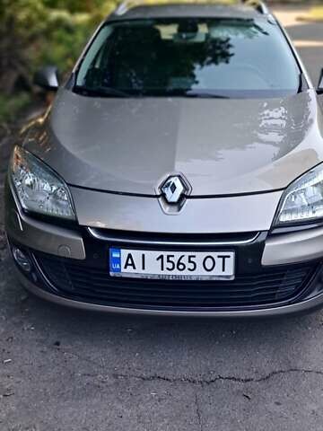 Сірий Рено Меган, об'ємом двигуна 1.46 л та пробігом 232 тис. км за 7800 $, фото 6 на Automoto.ua