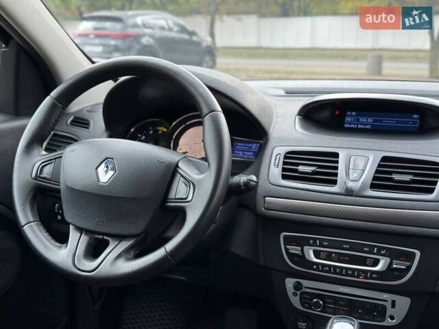 Сірий Рено Меган, об'ємом двигуна 1.46 л та пробігом 253 тис. км за 6700 $, фото 18 на Automoto.ua