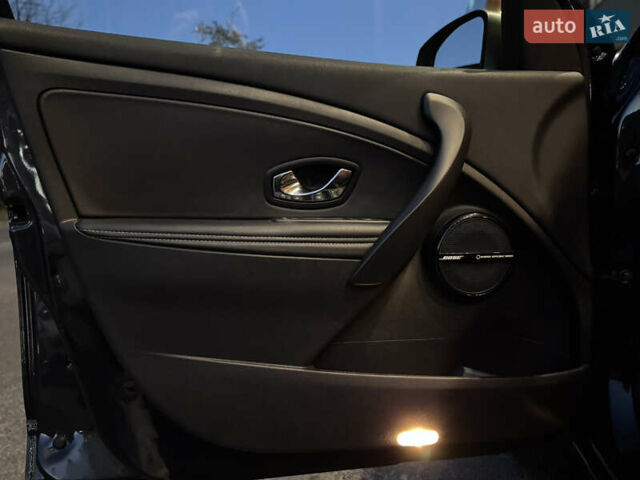 Сірий Рено Меган, об'ємом двигуна 1.46 л та пробігом 241 тис. км за 8800 $, фото 11 на Automoto.ua