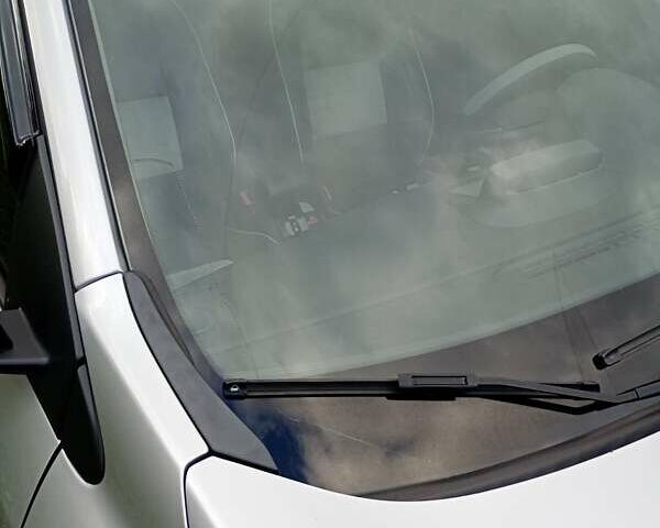 Серый Рено Меган, объемом двигателя 1.46 л и пробегом 230 тыс. км за 8400 $, фото 15 на Automoto.ua