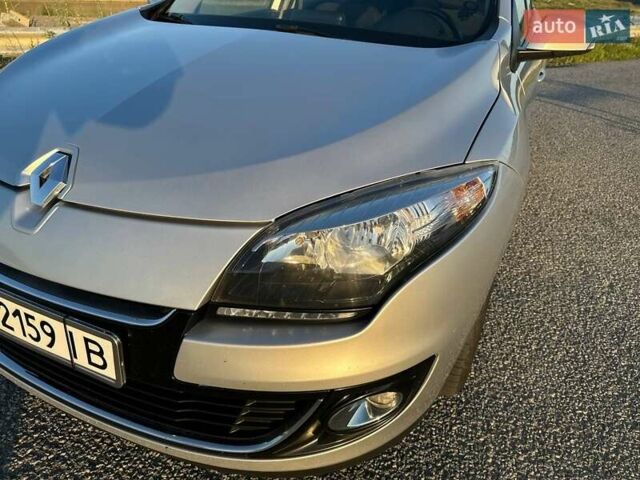 Рено Меган 2013 в Виннице на Automoto.ua Серый Рено Меган, объемом двигателя 1.46 л и пробегом 270 тыс. км за 7800 $, фото 9 на Automoto.ua