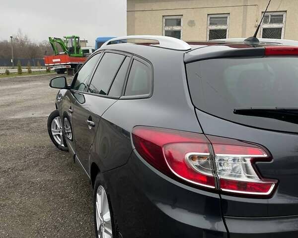 Серый Рено Меган, объемом двигателя 1.5 л и пробегом 213 тыс. км за 9200 $, фото 4 на Automoto.ua