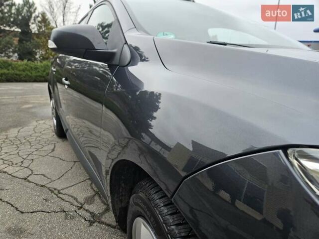 Серый Рено Меган, объемом двигателя 1.6 л и пробегом 173 тыс. км за 7450 $, фото 21 на Automoto.ua