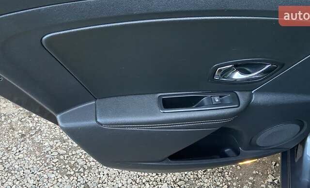 Серый Рено Меган, объемом двигателя 1.5 л и пробегом 194 тыс. км за 8850 $, фото 130 на Automoto.ua