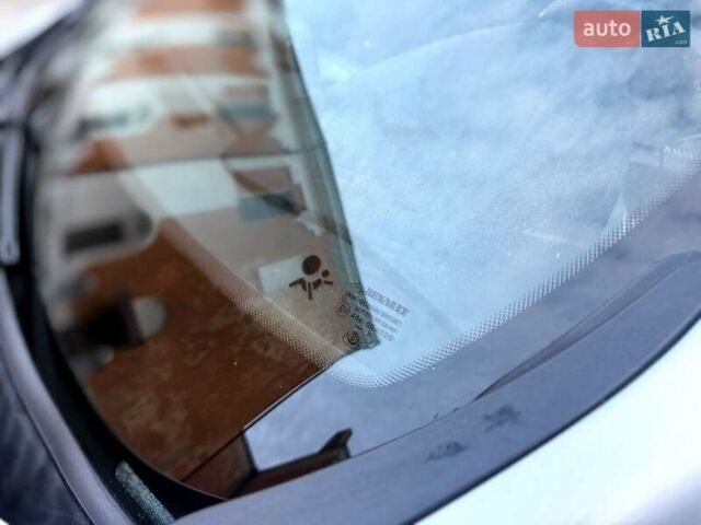 Сірий Рено Меган, об'ємом двигуна 1.6 л та пробігом 230 тис. км за 7700 $, фото 81 на Automoto.ua
