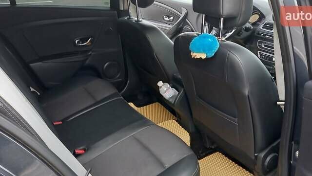 Сірий Рено Меган, об'ємом двигуна 1.5 л та пробігом 241 тис. км за 9500 $, фото 15 на Automoto.ua