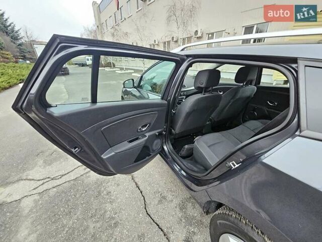 Серый Рено Меган, объемом двигателя 1.6 л и пробегом 173 тыс. км за 7450 $, фото 55 на Automoto.ua