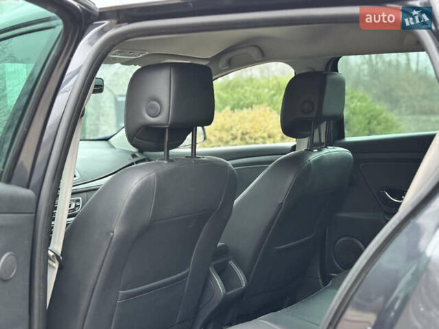 Серый Рено Меган, объемом двигателя 1.5 л и пробегом 264 тыс. км за 7950 $, фото 17 на Automoto.ua