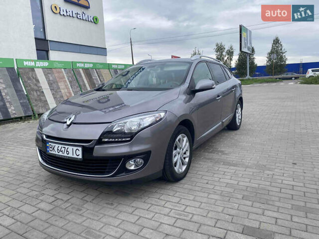 Сірий Рено Меган, об'ємом двигуна 1.5 л та пробігом 245 тис. км за 6800 $, фото 1 на Automoto.ua